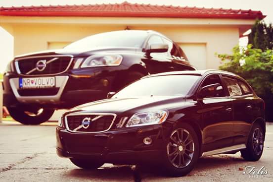 Volvo XC60.jpg