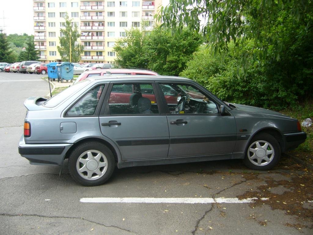 volvo-440-17i-turbo.jpg